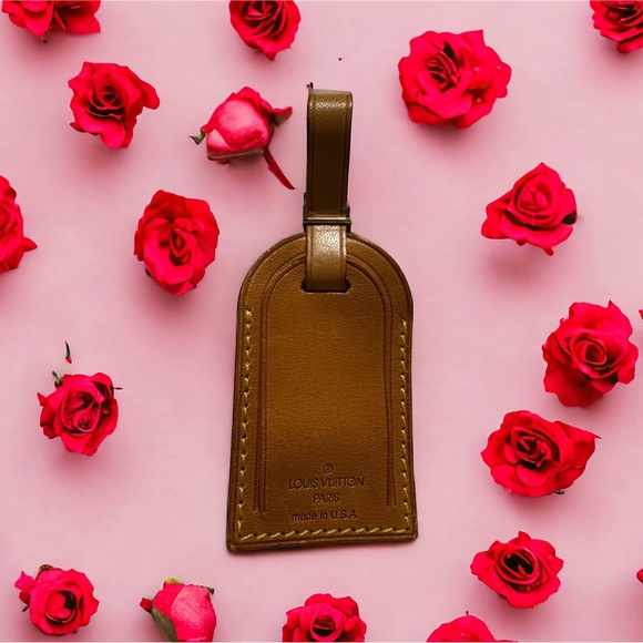 Louis Vuitton Luggage Tag - Picture 7 of 12